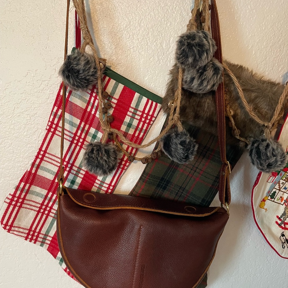 Portland Leather Koala Sling Bag - Large